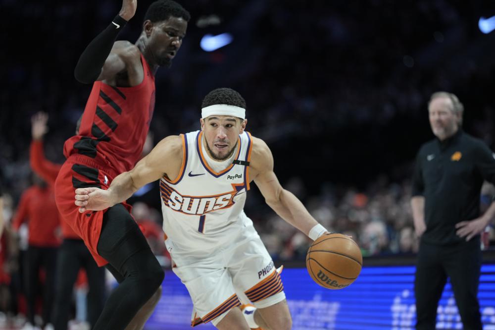 球员即将离 球员即将离